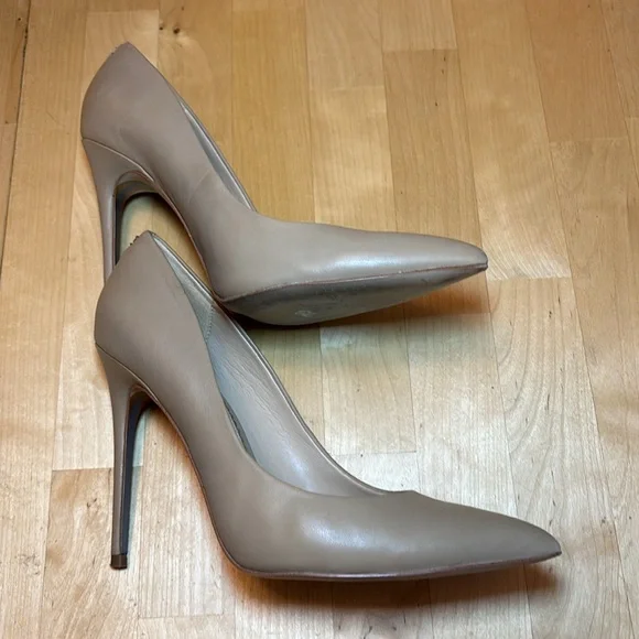 Sam Edelman Danna heels size 9 1/2, great condition, soft beige - Picture 3 of 4